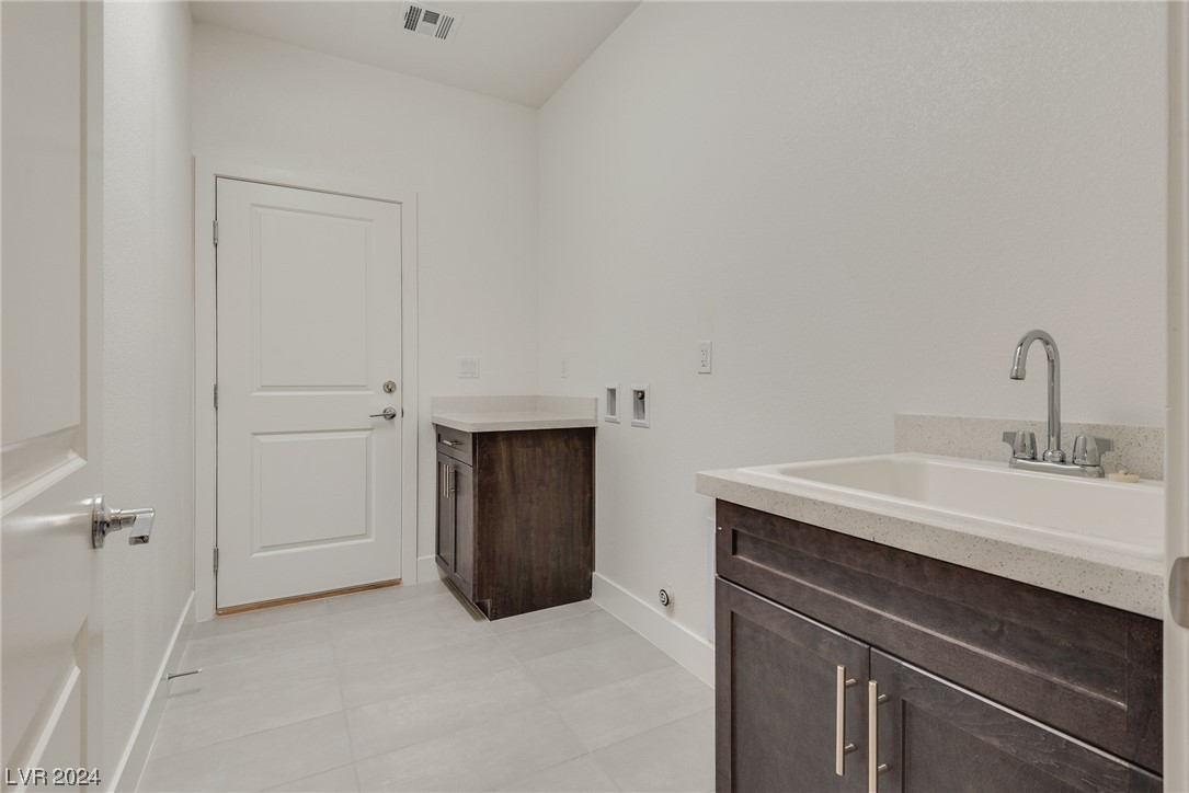 1016 Zurich Avenue Property Photo 38