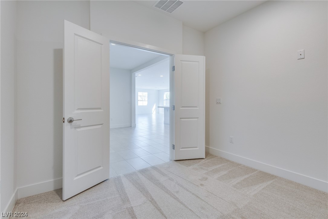 1016 Zurich Avenue Property Photo 41