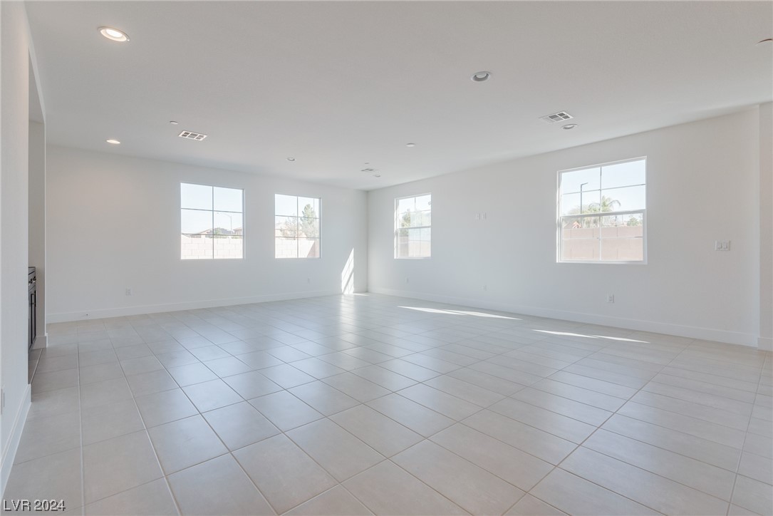 1016 Zurich Avenue Property Photo 42