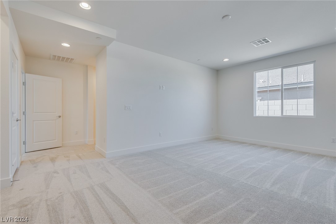 1016 Zurich Avenue Property Photo 45