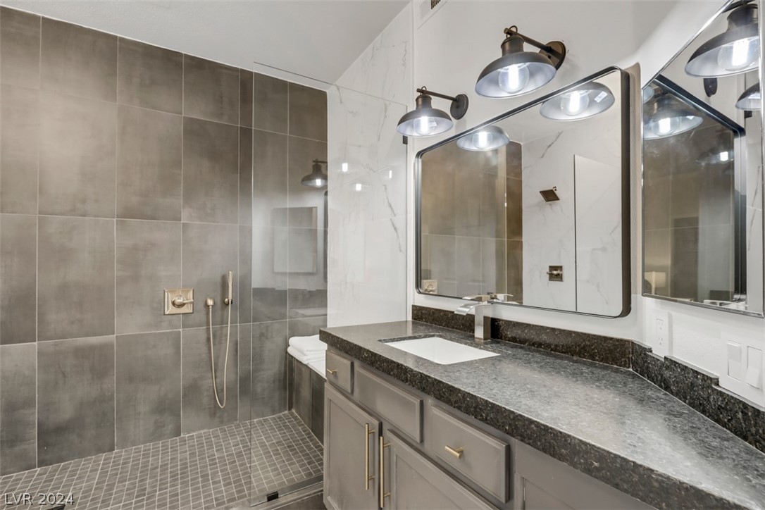2050 West Warm Springs Road 3012 Property Photo 8