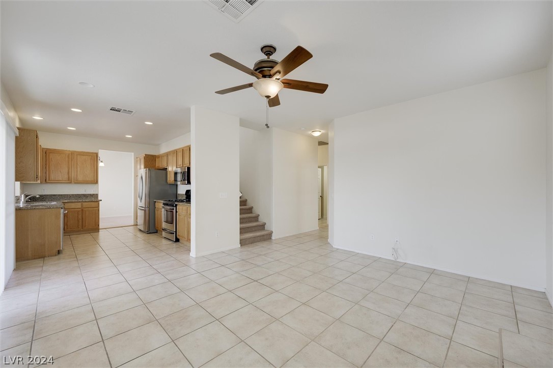 2570 Swans Chance Avenue Property Photo 17