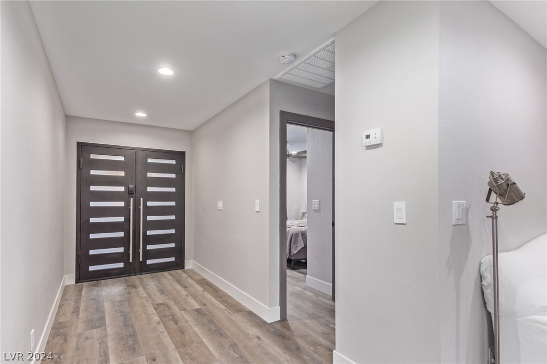 445 Sari Drive Property Photo 8