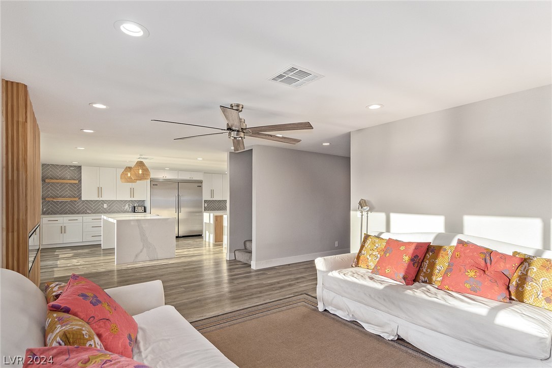 445 Sari Drive Property Photo 11