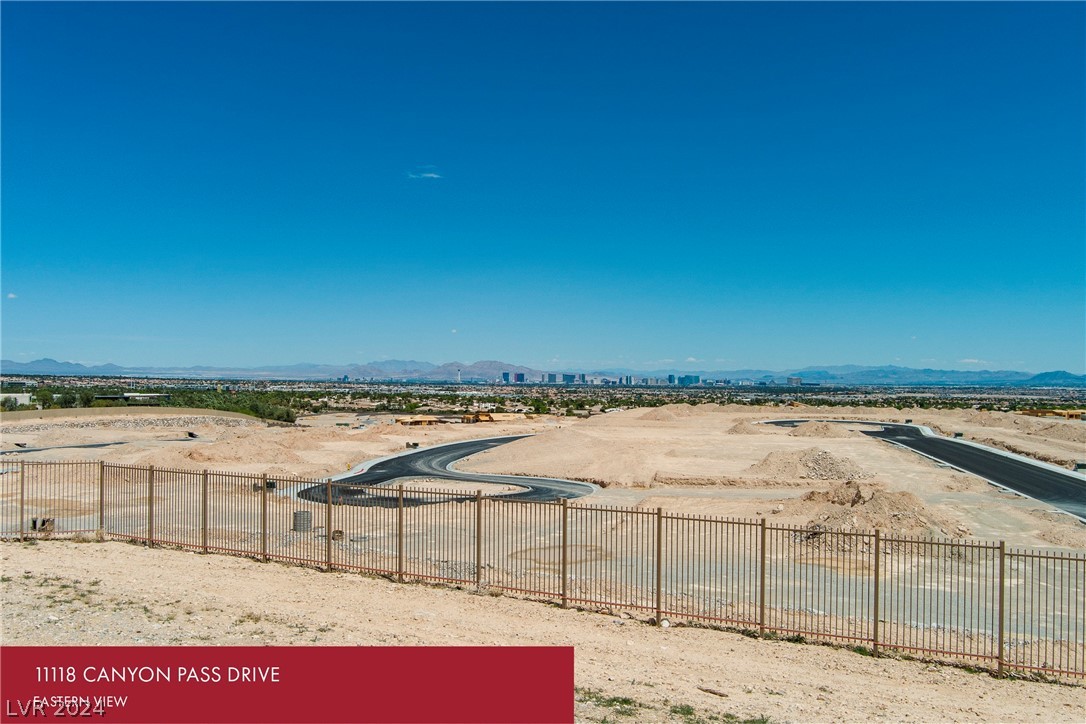 11118 Canyon Pass Drive Property Photo 5