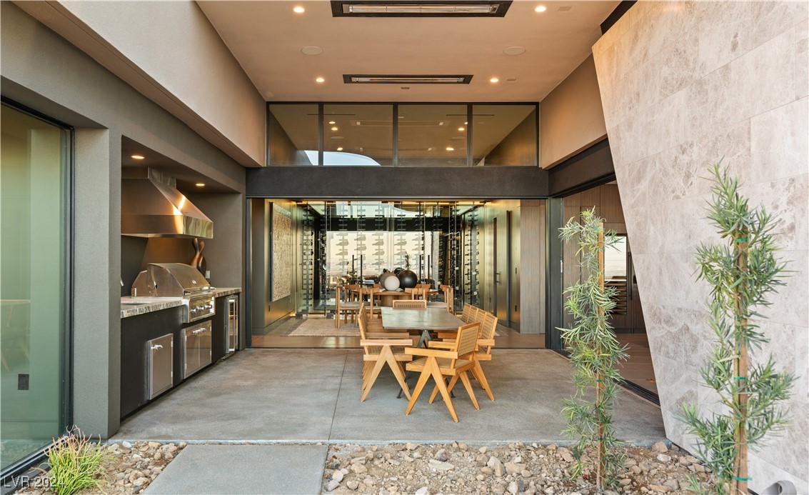 4 Horseshoe Rock Court Property Photo 11