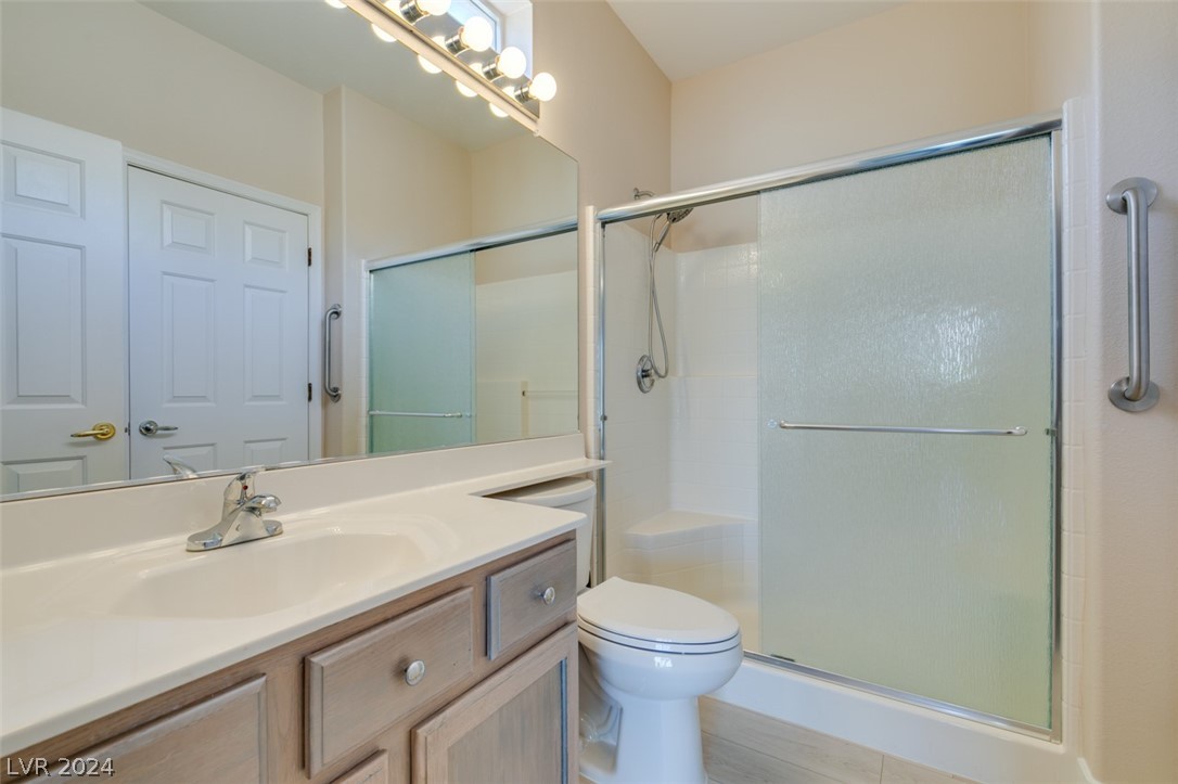 2092 Desert Woods Drive Property Photo 16
