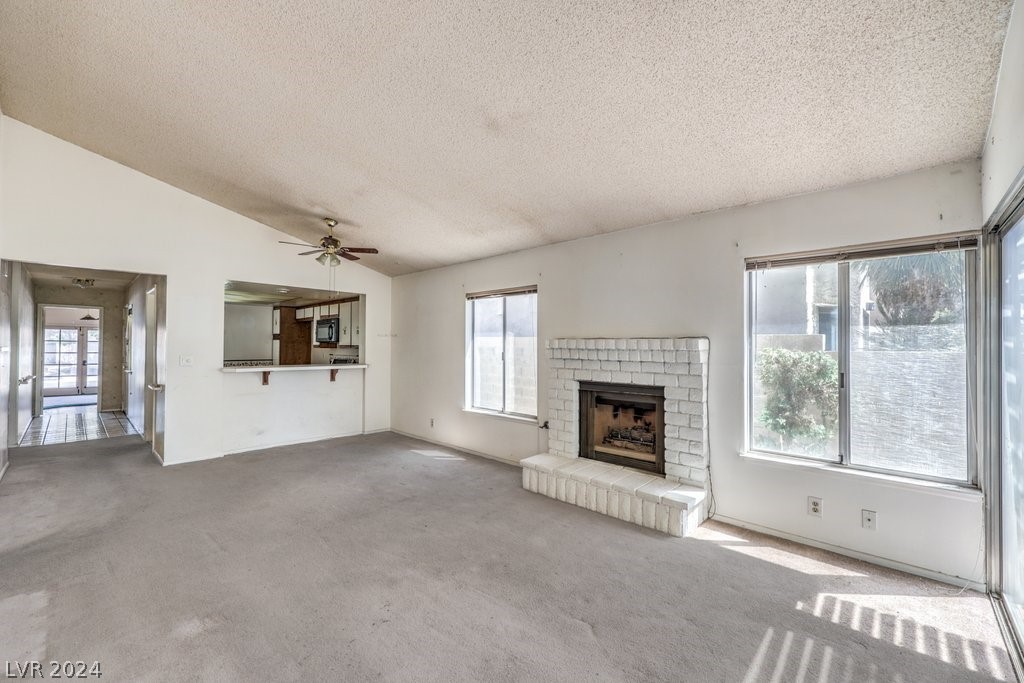 1627 Crystal Shadows Circle Property Photo 8