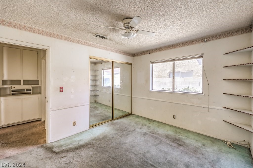 1627 Crystal Shadows Circle Property Photo 22