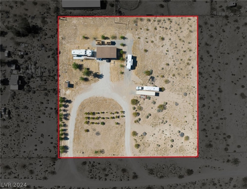 1657 Emerald Avenue Property Photo 1