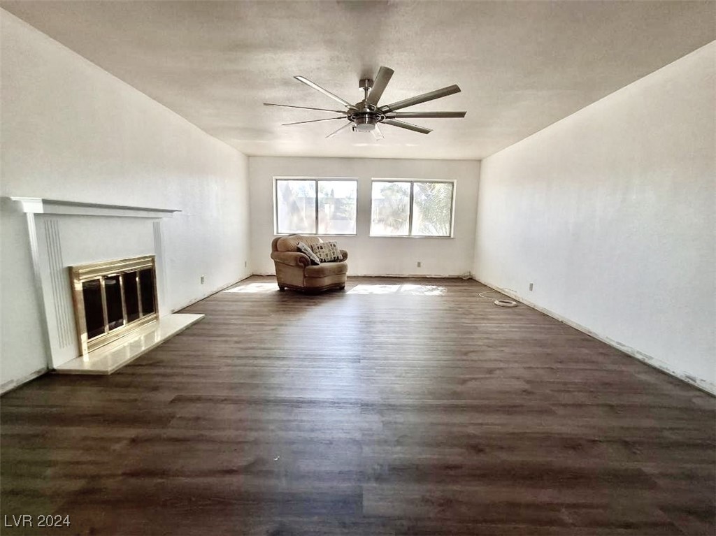 611 East Fairway Road Property Photo 12