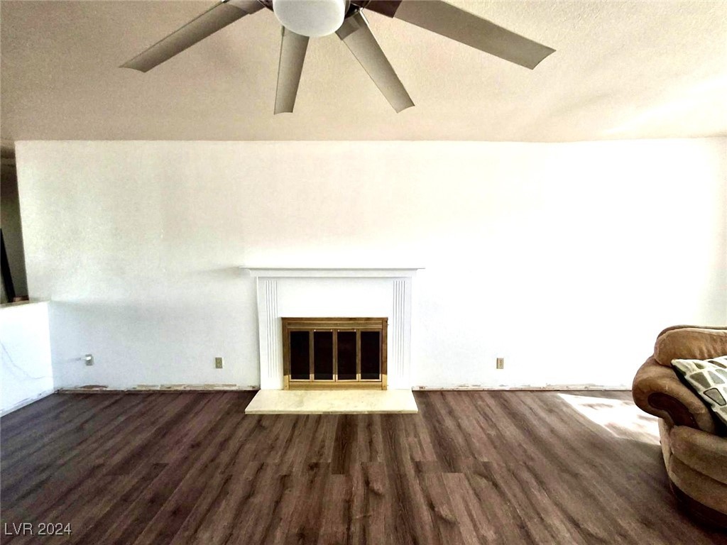 611 East Fairway Road Property Photo 13