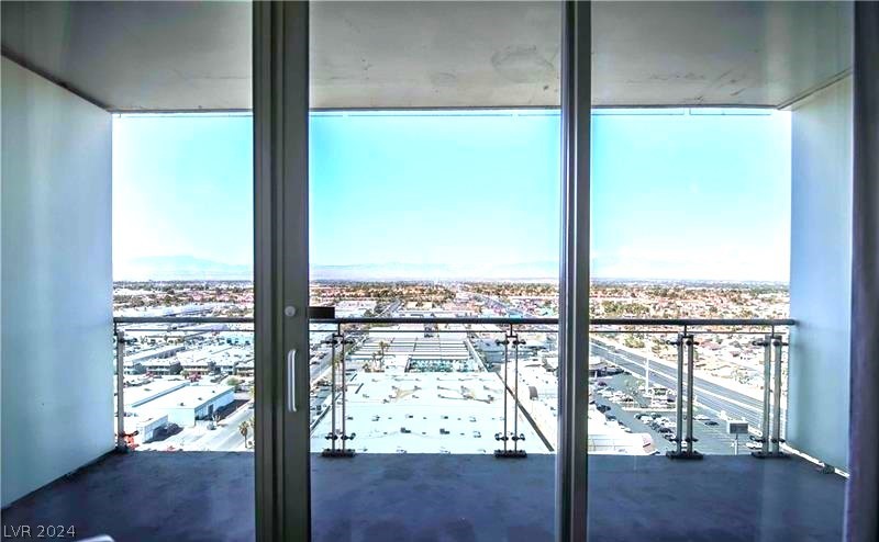 4381 West Flamingo Road 1905 Property Photo 23