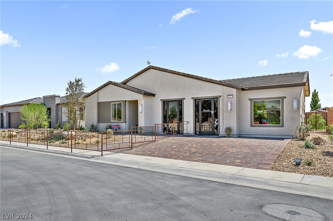 5473 Splendido Avenue Property Photo 1