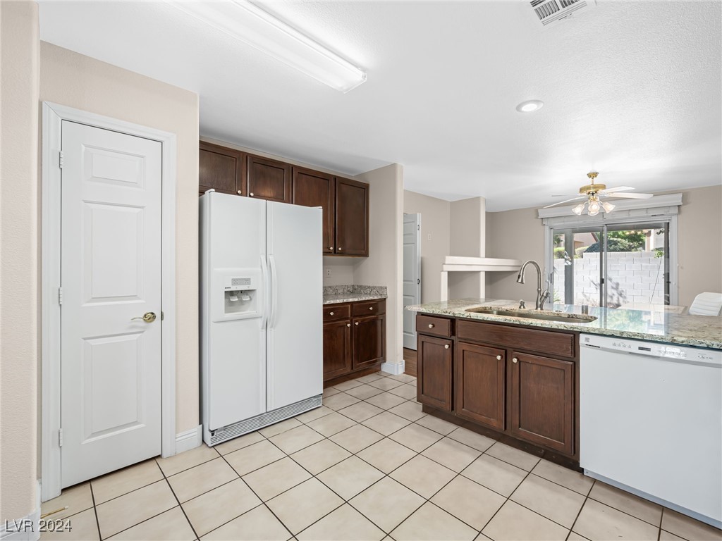 425 Blush Creek Place Property Photo 16