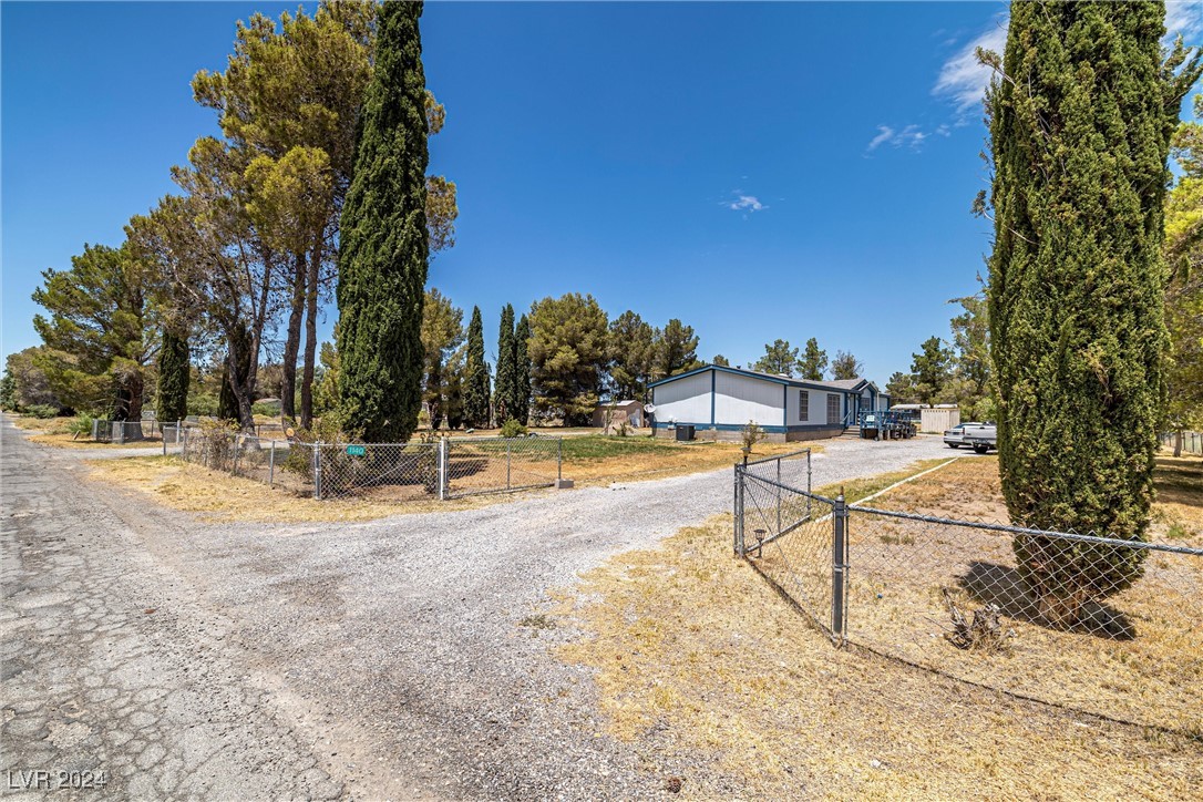 1140 Vondell Drive Property Photo 1