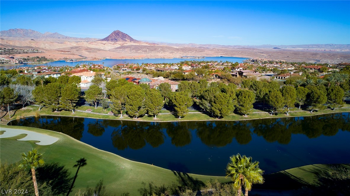 8 Sardana Court Property Photo 4
