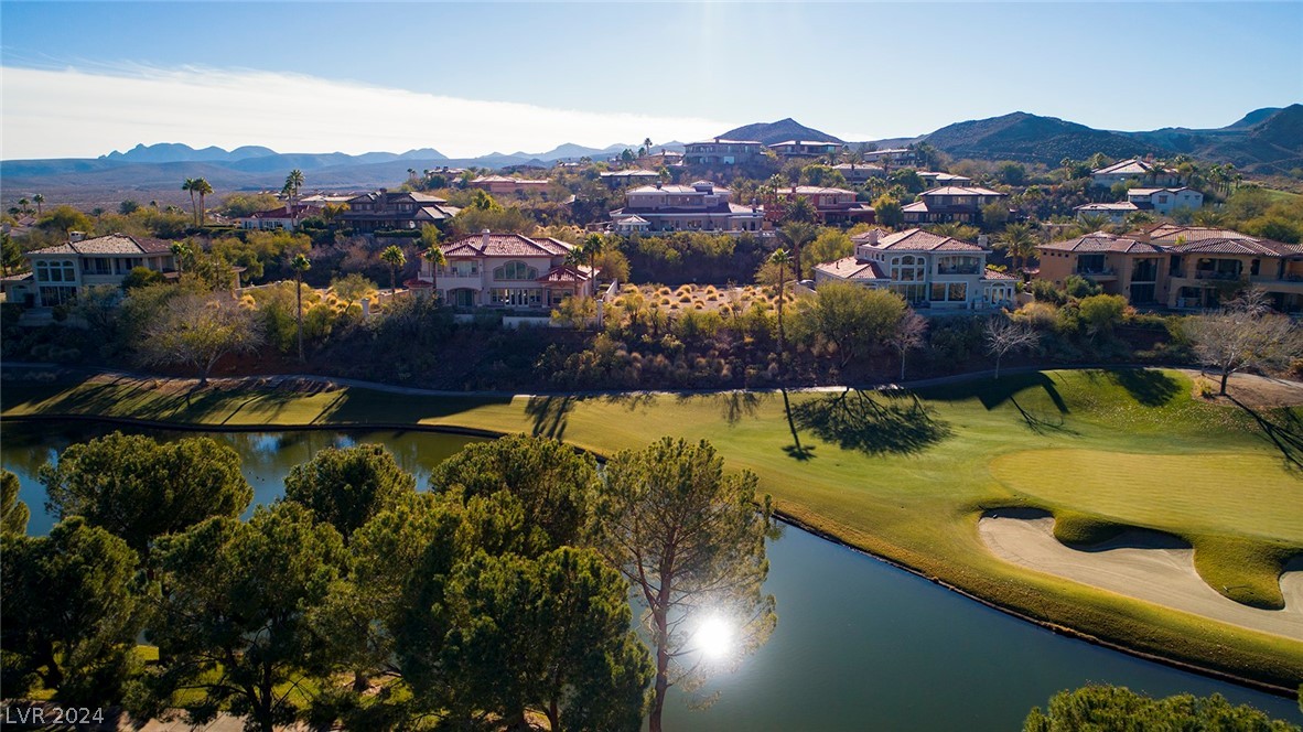8 Sardana Court Property Photo 5