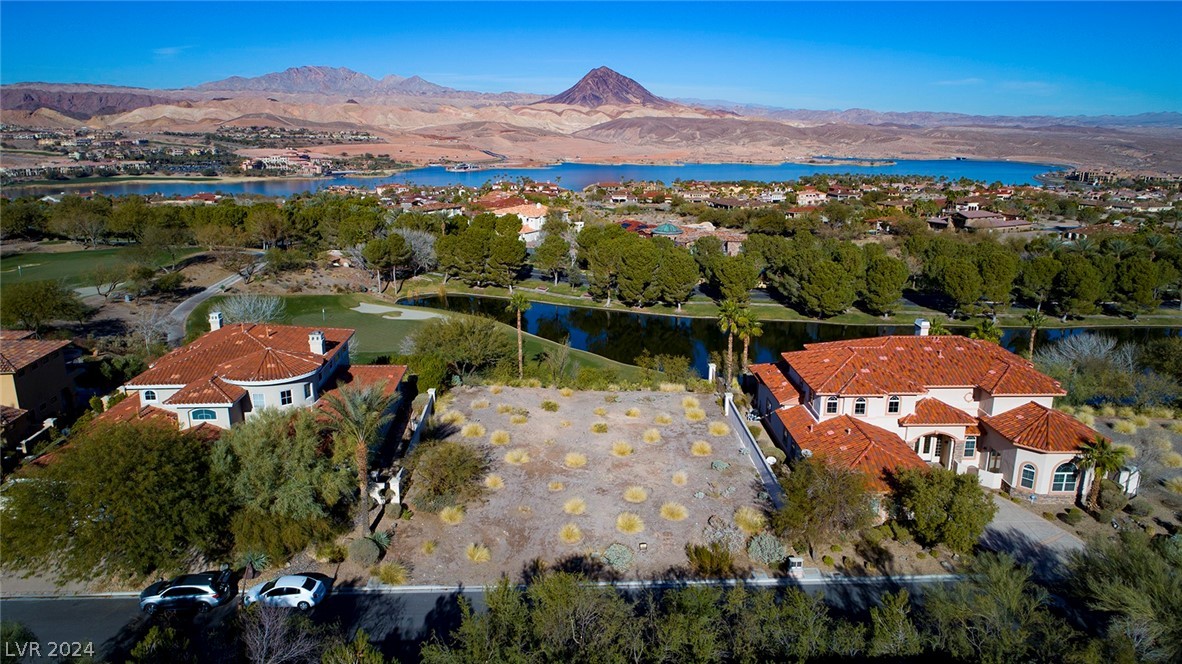 8 Sardana Court Property Photo 7