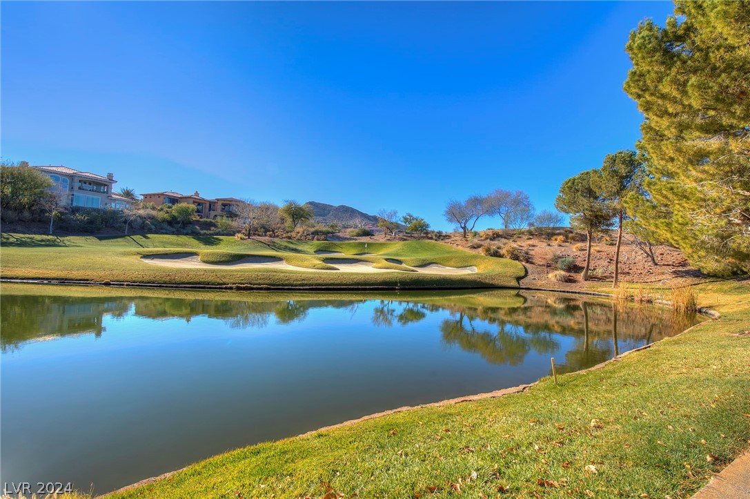 8 Sardana Court Property Photo 15