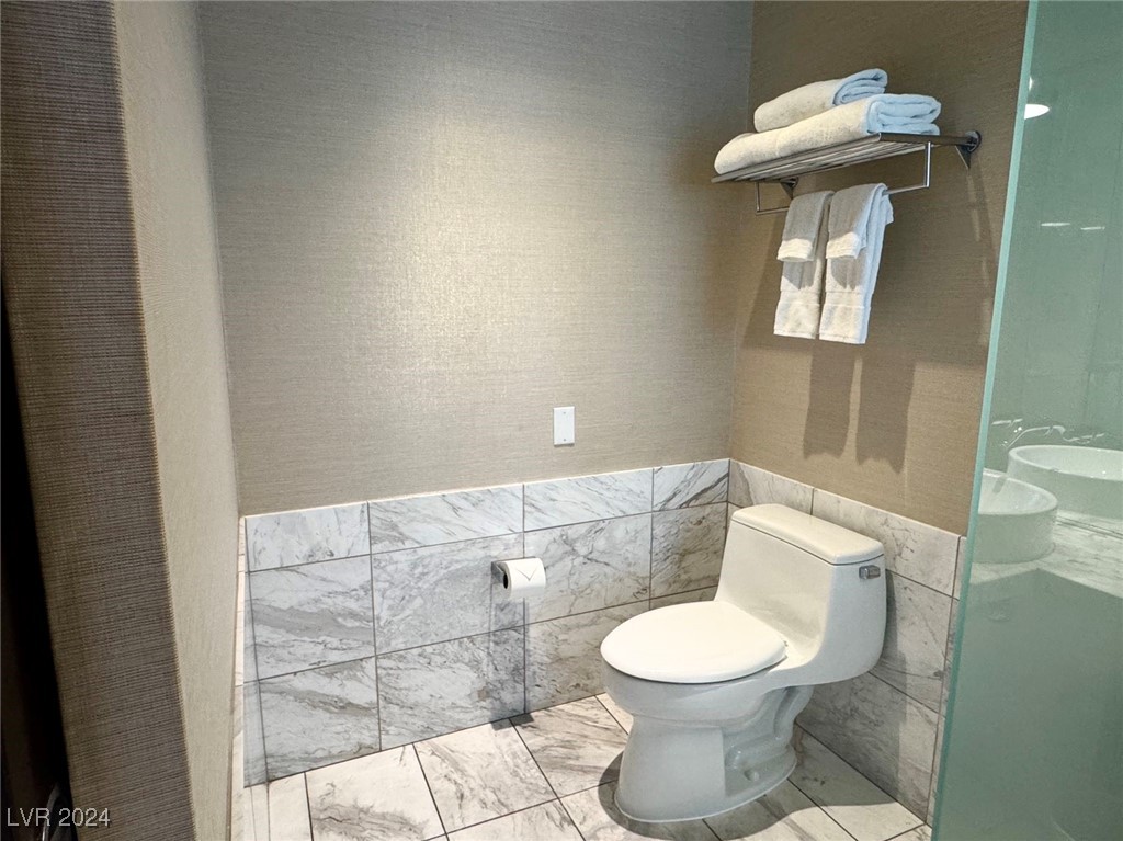 4381 West Flamingo Road 11306 Property Photo 8