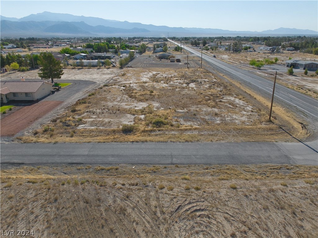 3981 Newcomb Avenue Property Photo 6