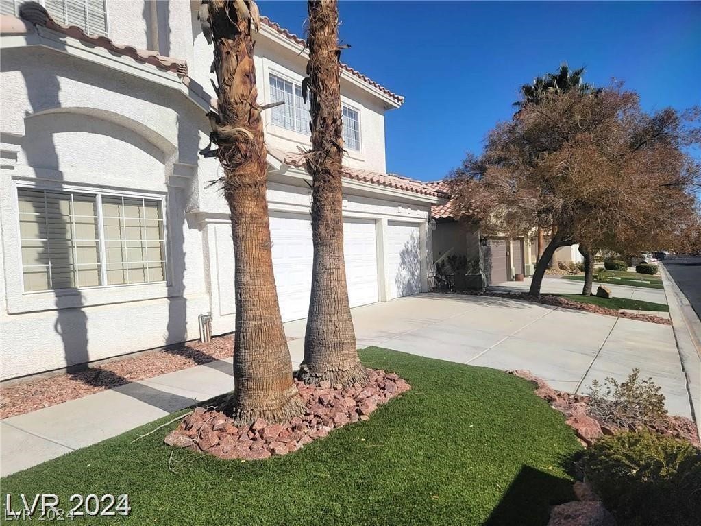9758 Camino Capistrano Lane Property Photo 2