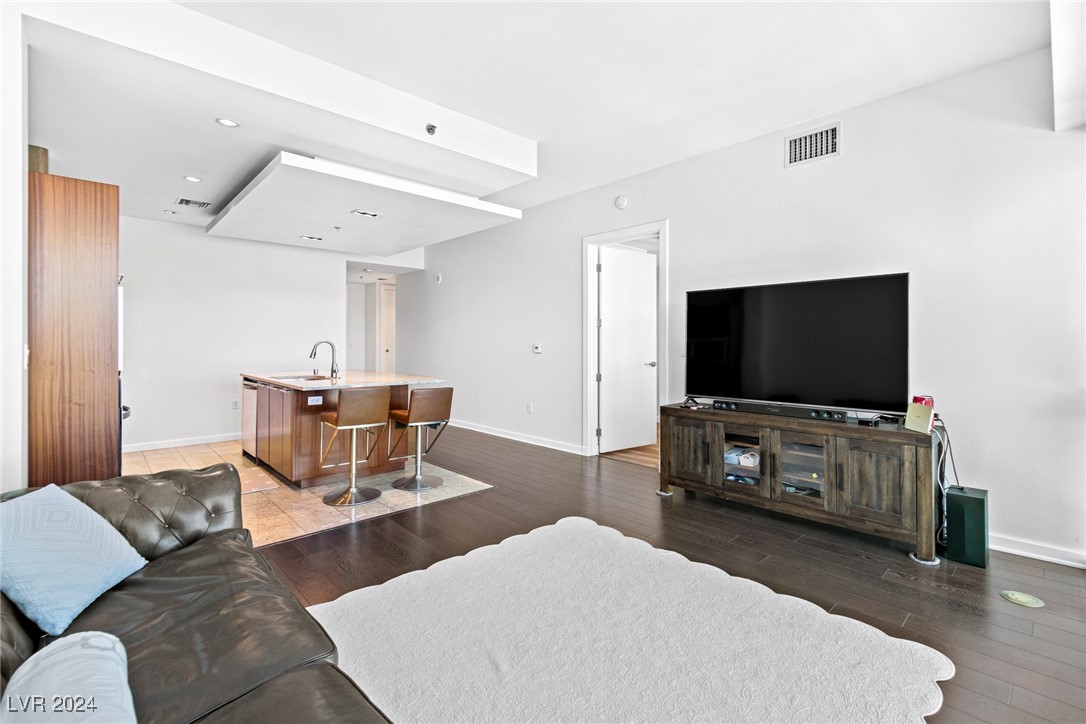 4471 Dean Martin Drive 1502 Property Photo 8