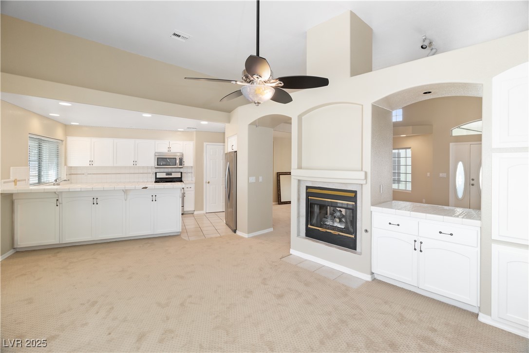 2087 River City Drive Property Photo 14