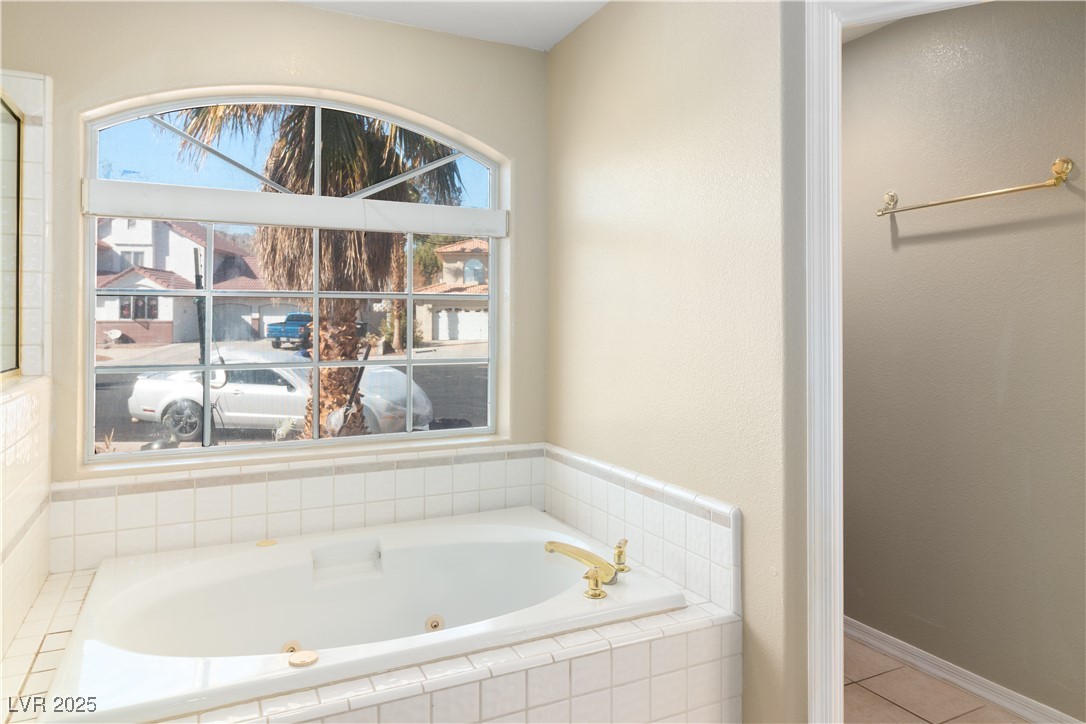 2087 River City Drive Property Photo 21