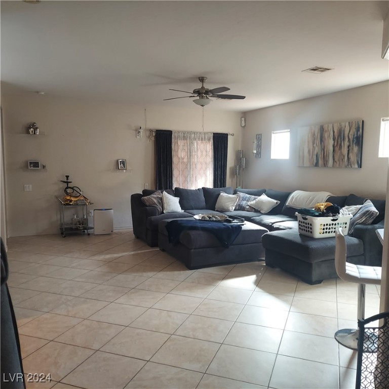 4037 Gliding Gulls Avenue Property Photo 4