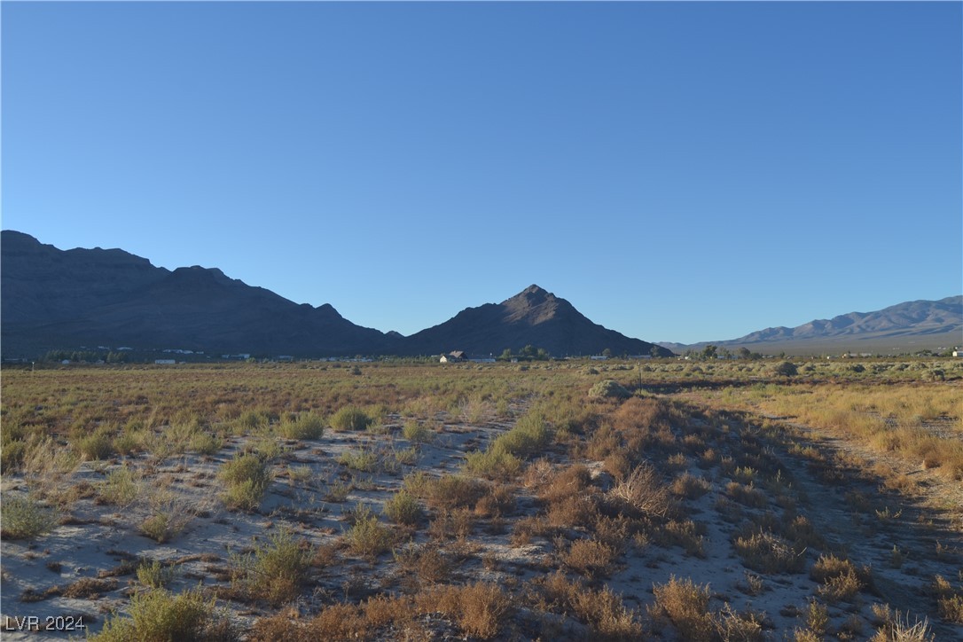 6341 North Goya Place Property Photo 7