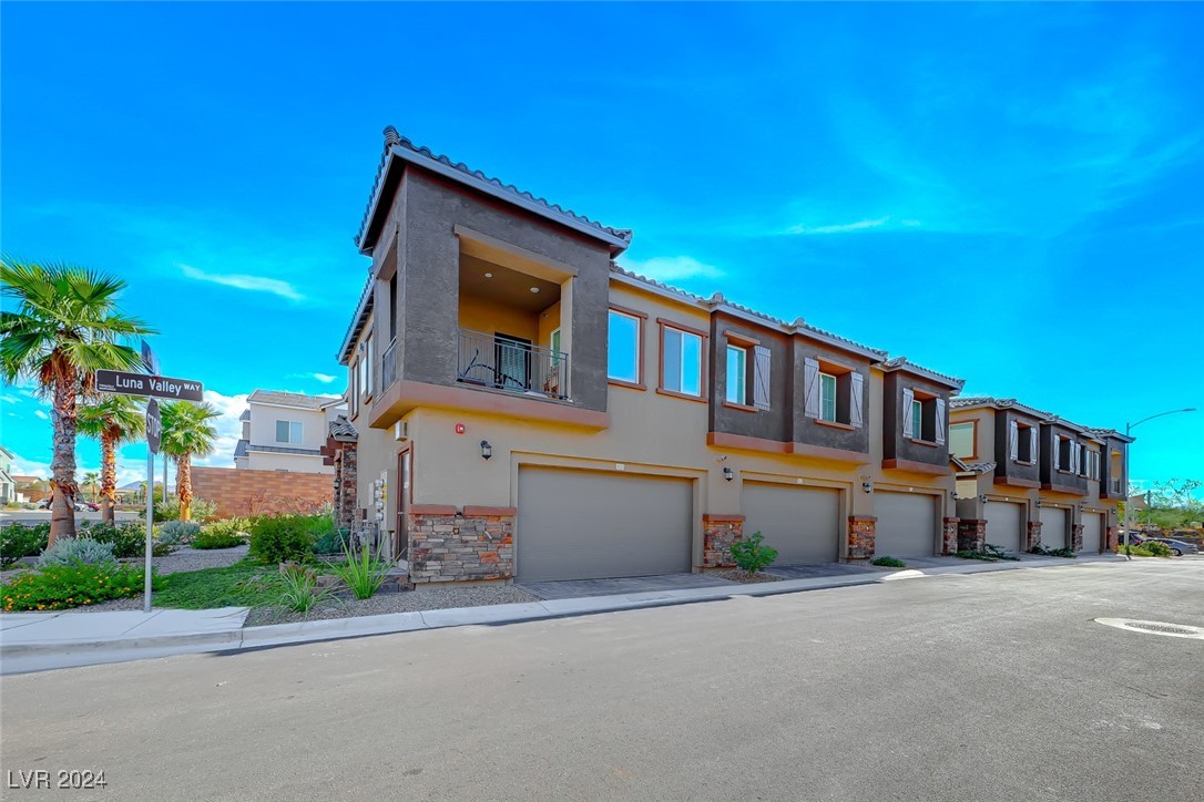 275 Luna Valley Way 1011 Property Photo 1