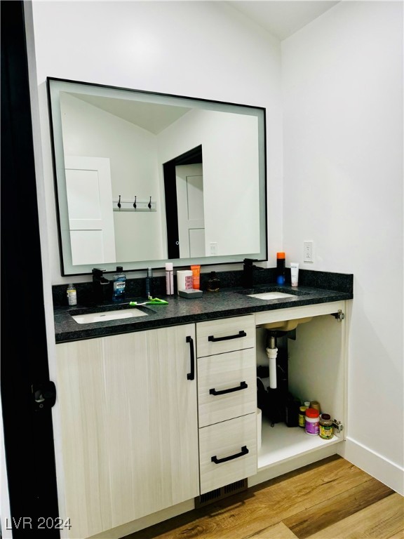 1 South Brackenbury Property Photo 25