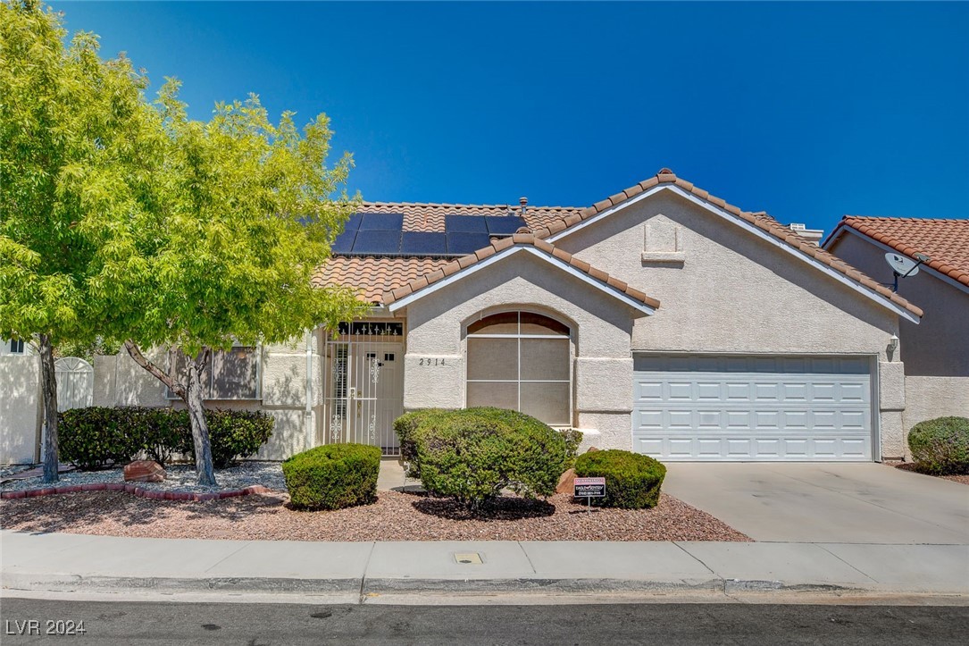 2914 Sarina Avenue Property Photo 1