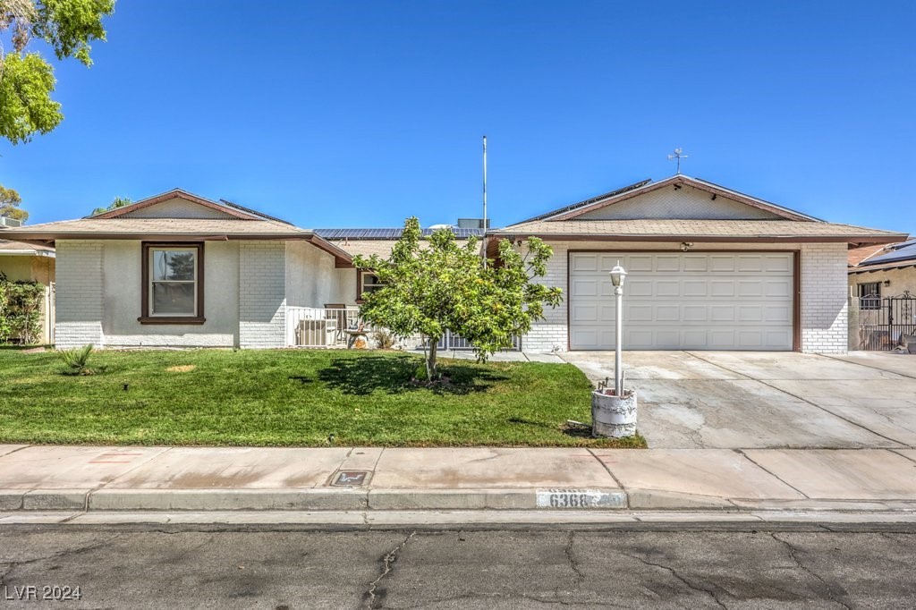 6368 Bullion Boulevard Property Photo 1