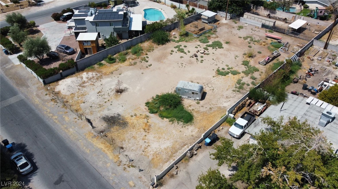 5638 Alfred Drive Property Photo 3
