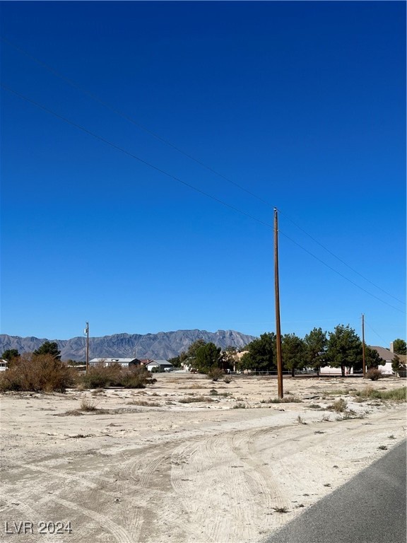 3591 South Rainbow Avenue Property Photo 15