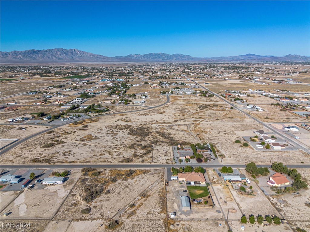3591 South Rainbow Avenue Property Photo 18
