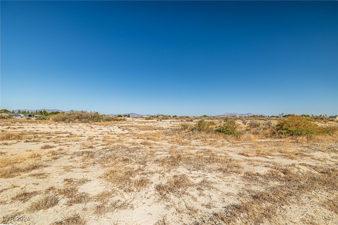 3591 South Rainbow Avenue Property Photo 20