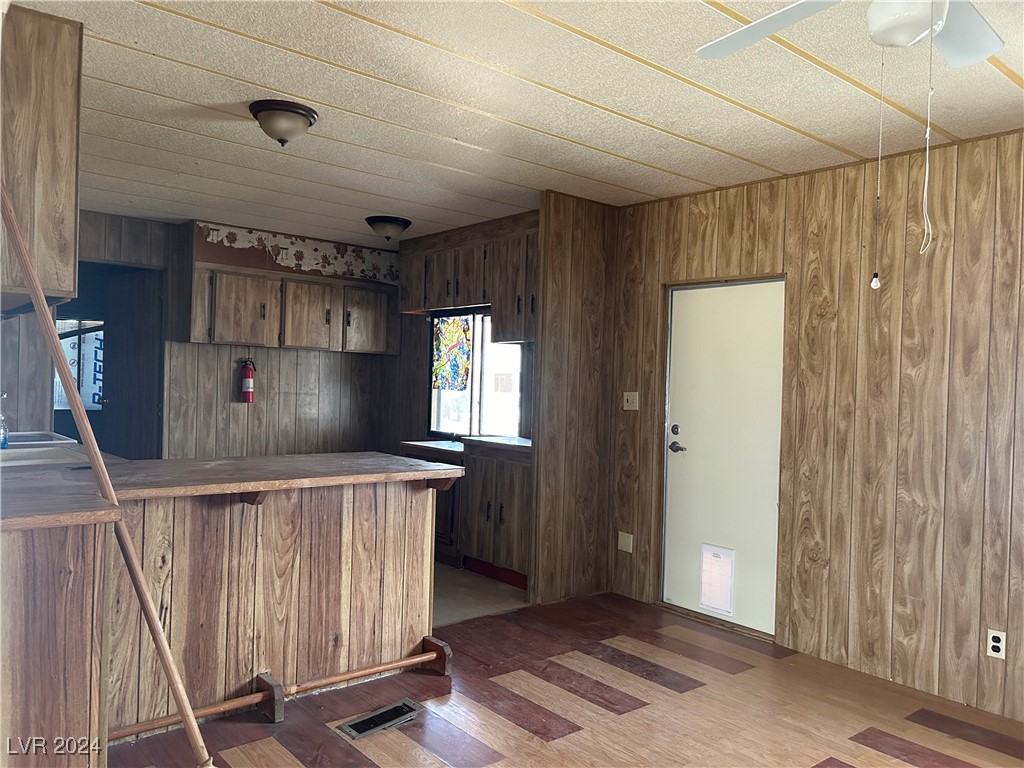 291 Greenwater Street Property Photo 12