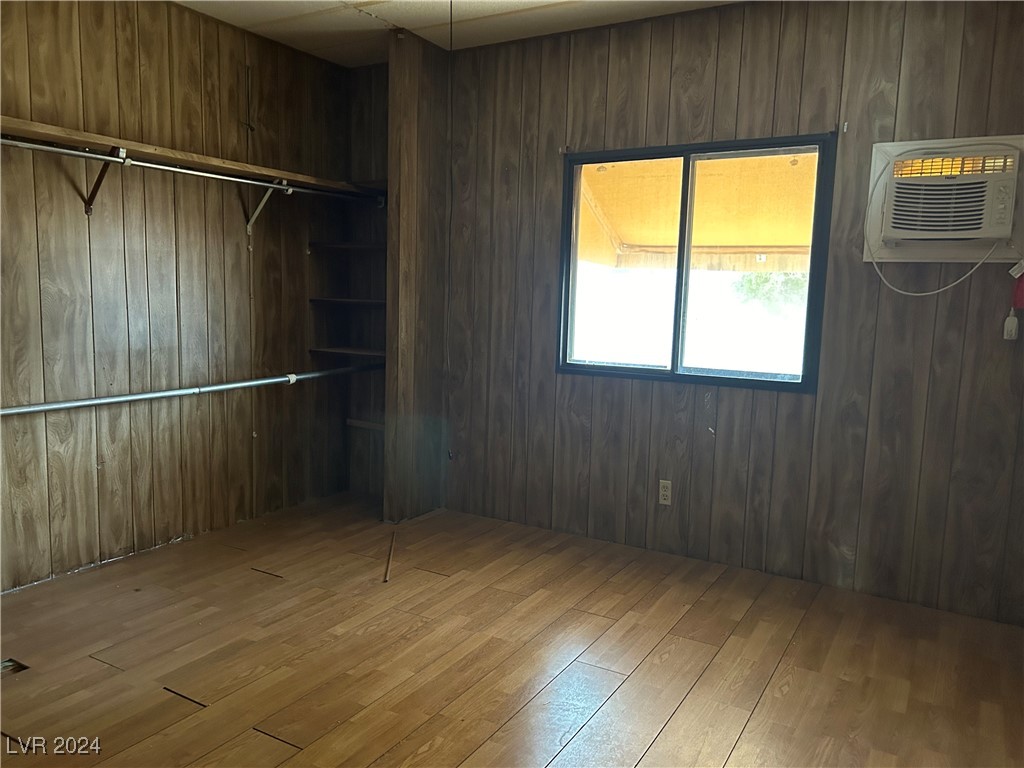 291 Greenwater Street Property Photo 17