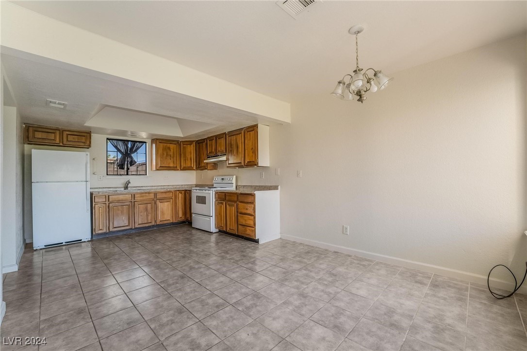 781 Bourbon Street 2 Property Photo 10