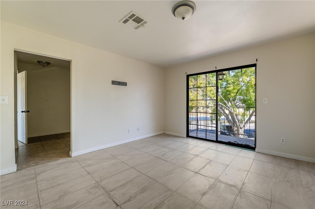 781 Bourbon Street 2 Property Photo 25