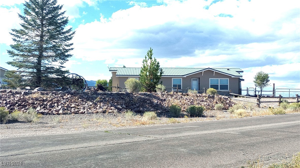277 Blue Spruce Street Property Photo