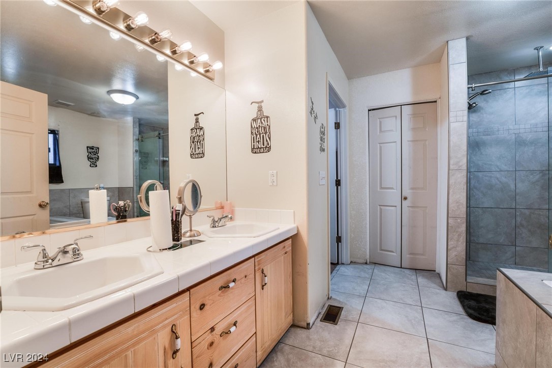 1430 Red Rock Drive Property Photo 16