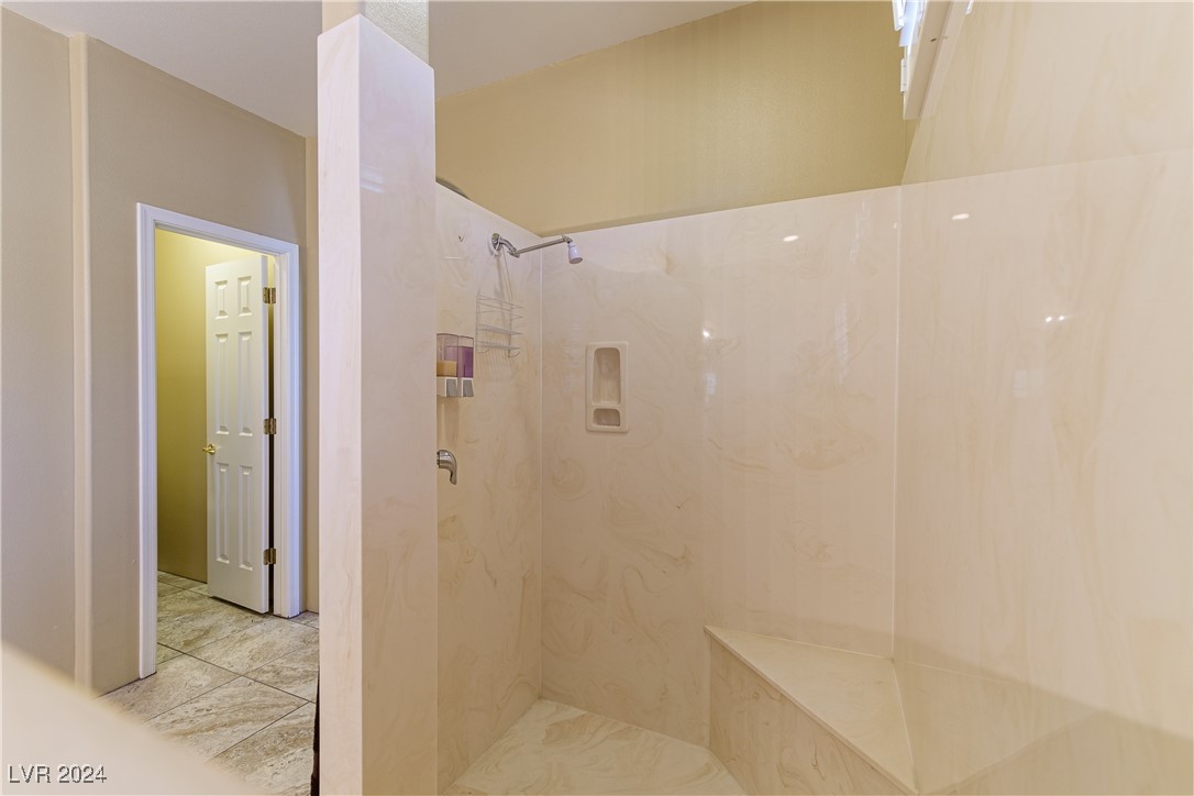 1214 Country Club Drive Property Photo 22