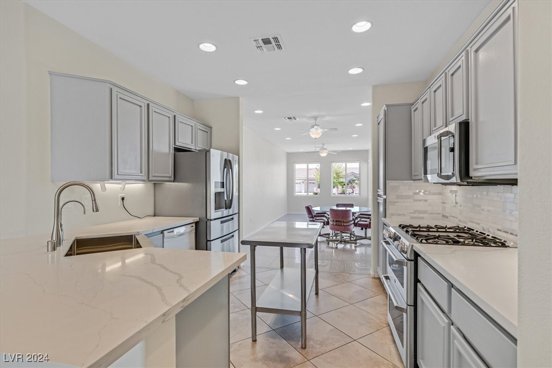 1600 Majestic Park Drive Property Photo 8