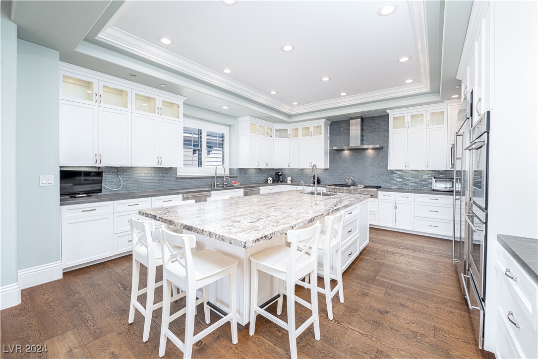 9219 Tesoras Drive 402 Property Photo 14