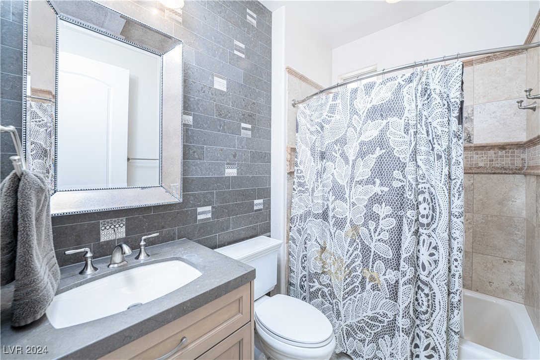 9219 Tesoras Drive 402 Property Photo 40